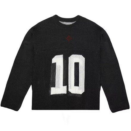 Knitted long sleeve sweater
